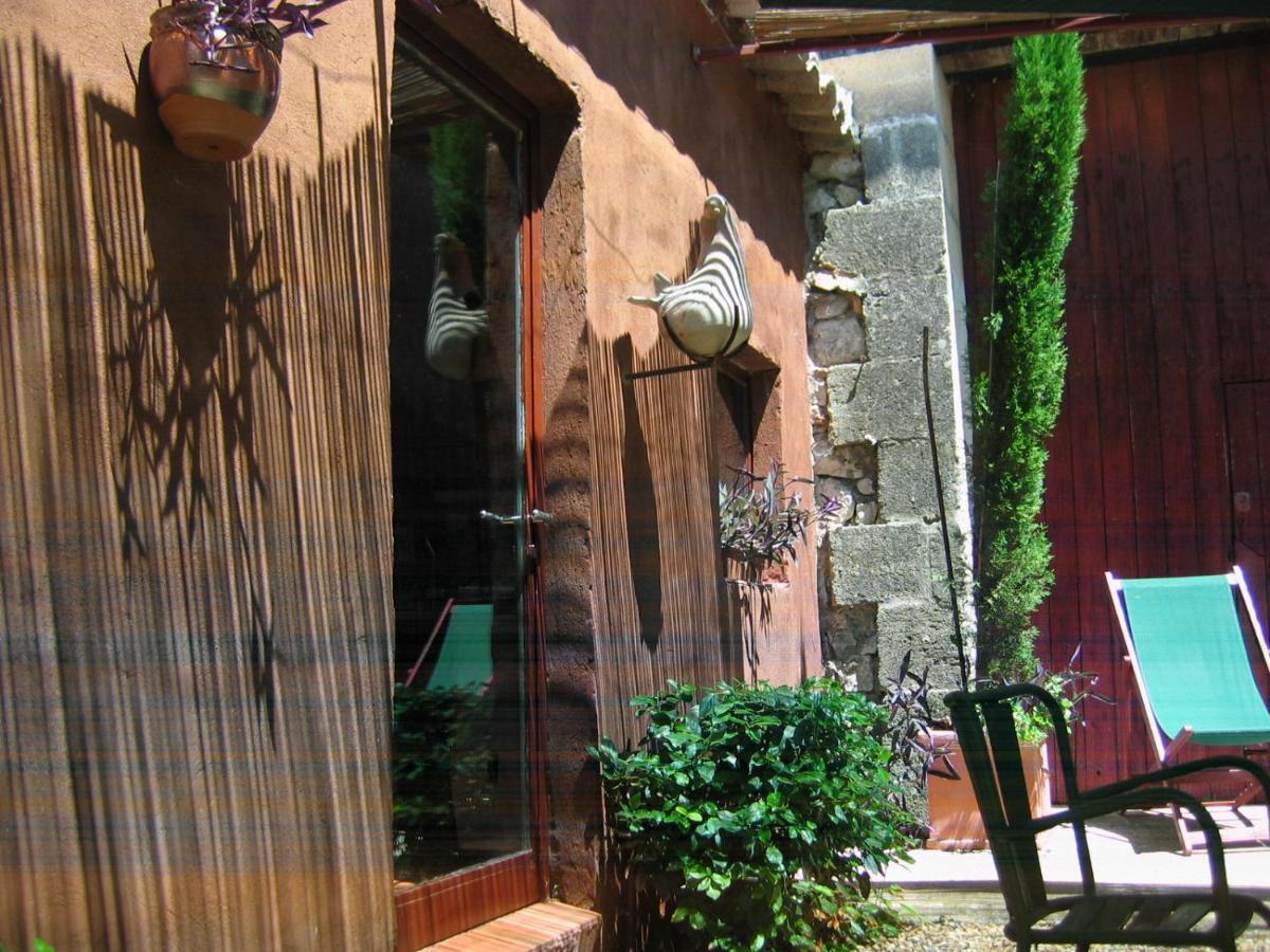 La Mazade De Saint Mamert Exterior photo