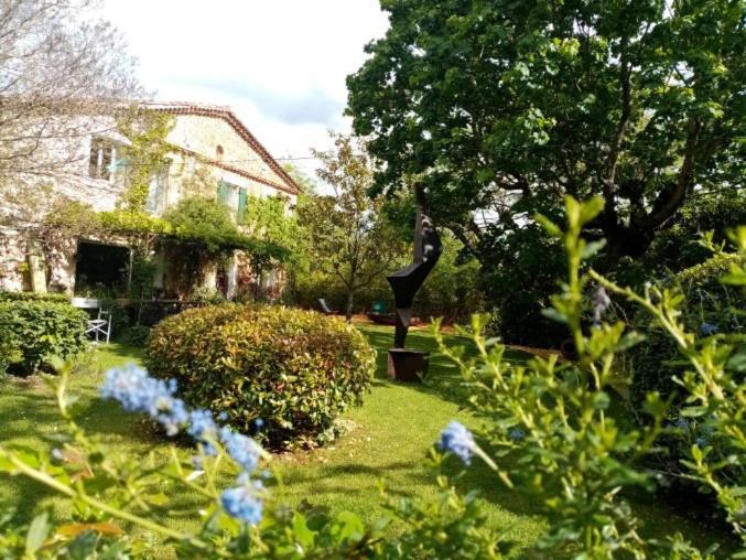 La Mazade De Saint Mamert Exterior photo